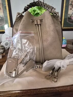Beige Drawstring Hobo Bag with Braided Handle - Luxury Style